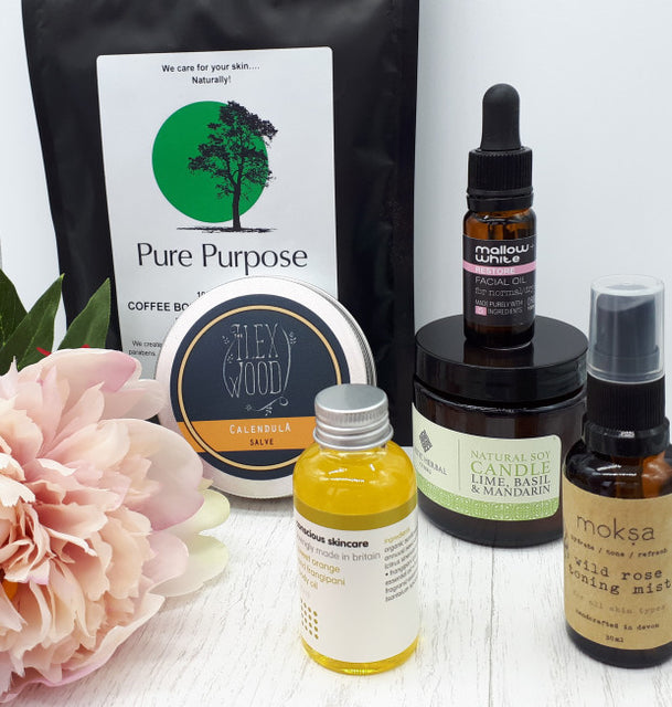 The Natural Beauty Box Pure & Simple Edition, May 18. Image Credit: Beautyfolio
